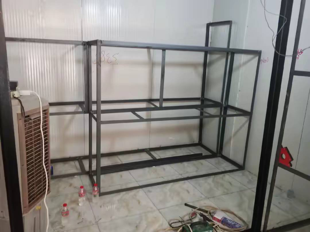 حداد متنقل مكاني شهداء العبيدي شعندك تصل نرماده باب خالع قمريه درج اشي يخص الحداده تصل وتدلل ***********
