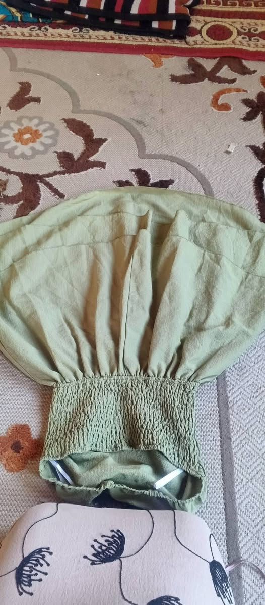 القمصان ع 10 و5 والفساتين 15 و10 ملابستهن والله وجنت ضامتهن وهسة العوز كسرنة واجيت اعرضهن للبنات ❤عندي توصيل داخل بغداد بس


**إذا كنت صاحب هذا الإعلان وتريد حذفه لأي سبب، رجاءا أرسل رسالة إلى الدعم الفني**