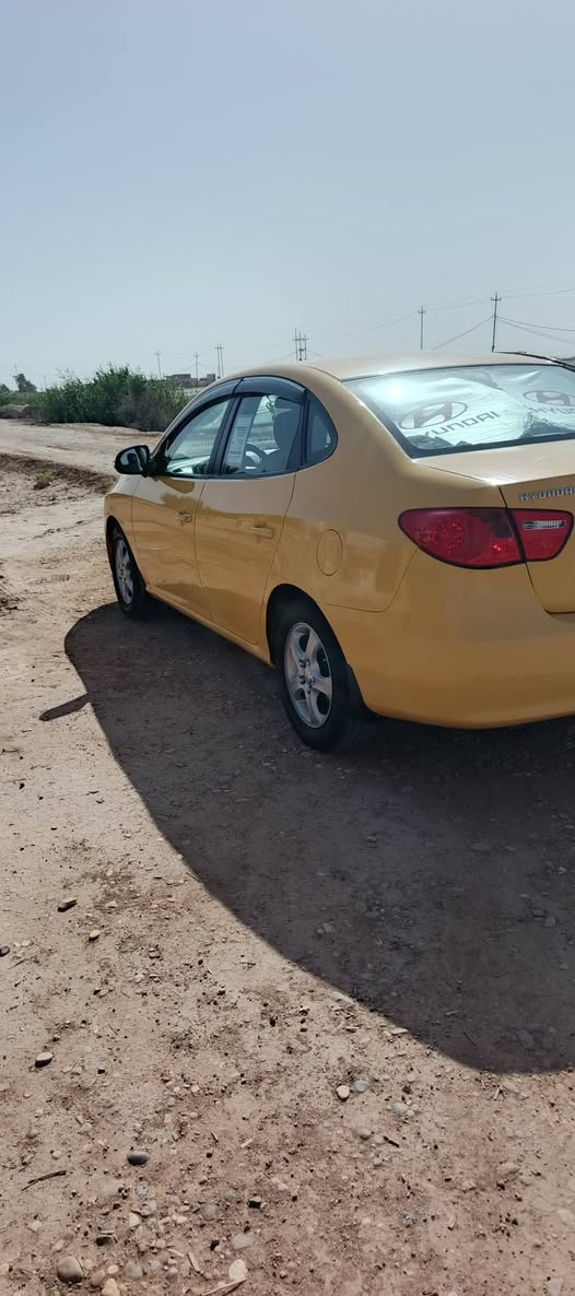 السلام عليكم النترا موديل 10 وارد خليجي رقم بغداد سنويه لل 27 حادثها جاملغ بدون داخل سياره جاهزه ماكينه 1600 عنوان واسط الصويره, ***********
