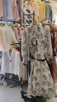 فساتين أنيقة • ألوان جميلة • أزياء رموش