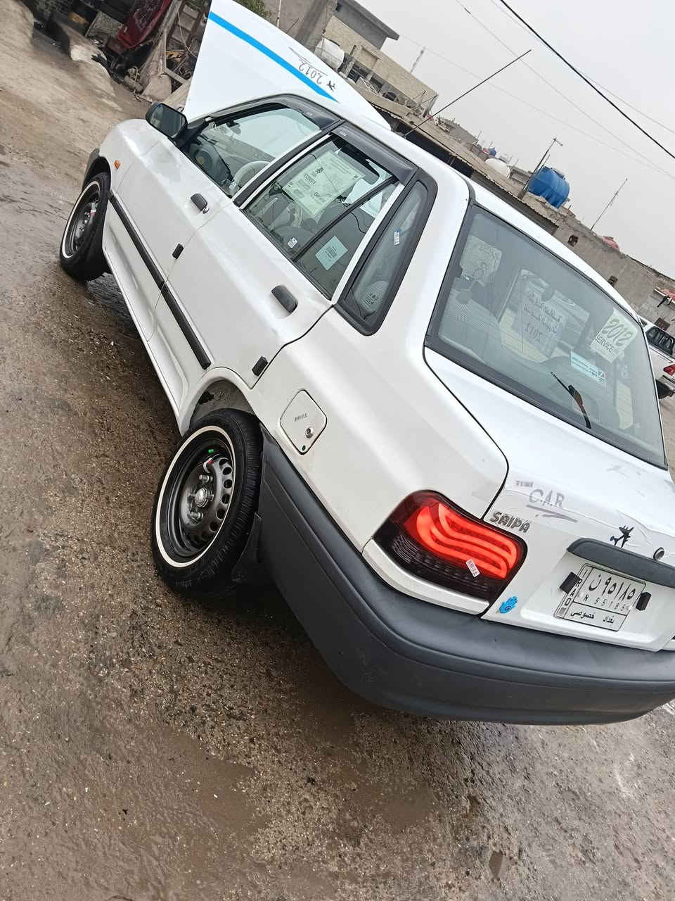 السلام عليكم سايبه موديل 2012معمره هلال جاملغ الخلفي ودوسه مال باب الامامي معمرات ثنينهن بس بل بدايه صدر جديد امامي خلفي تخم تأير مكينه جديد تبريد شغال كهربائيه كلها شغاله دوشمه كوستر وسياره خير من الله 
سعر/43وبيه مجال شي بسيط
عنوان /بغداد مدينه الصدر 
***********
