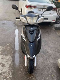 دراجة ببغاء صارلها ٤ اشهر من نازلة من الرمبة دراجة كاملة كهرباىيات شغا...