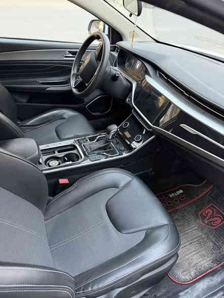 سلام عليكم من رخصة الادمن المحترم شيري اريزو 6 موديل 22 سيارة حلوه مرتبة وهذا سونار مرفق بيها بيها فقط الصندوك بي صبغ مو كله سيارة محرك كير تبريد كفالة عامة وين متريد افحص 
السعر 14 مليون وبيها مجال للطيبين 
***********
