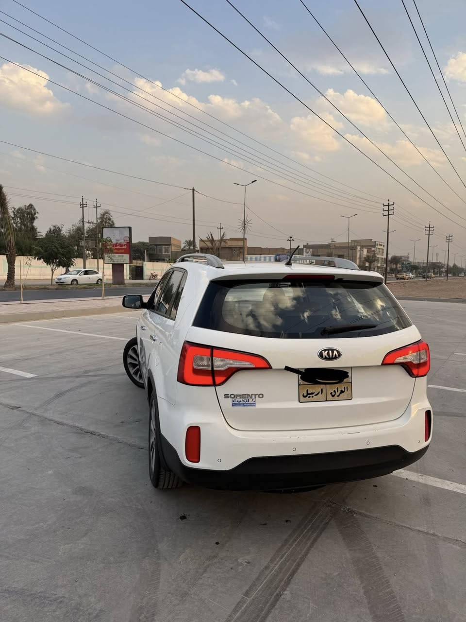 السلام عليكم ورحمة الله وبركاته
على بركة الله سورنتو خليجي مكفول كفاله عامه 
للبيع،مراوس
الرقم :اربيل بسم شركة 
المديل :2014
اللون:ابيض 
حجم المحرك :2400دوش 
عدد مسافه مطوعه 201734KM
كير :6نمر 
مواصفات/فول 1/1
عده بصمه؟؟سويج 
1-بنوراما كامله 
2-تحكم ستيرن فول +سايدبريك عادي 
3-كشنات مخمل  +كهرباء 
4-عدد مقاعد 7+كهرباء 
5-عدد فتحات تبريد 3قطع 
6-تحديد مسار+مري شفط 
7-كامرة بلادية  +حساس امامي خلفي 
8-ويل كروم ستيل ١٩ +5ويل كب 
9- بردات بلادية +بلوتوث 
10-شاحن وايرلس 
11- بيها GPS+بعد بيه مواصفات 
العنوان:النجف الاشرف 
السعر 165$
الاستفسار او الاتصال او واتساب 
***********
***********
