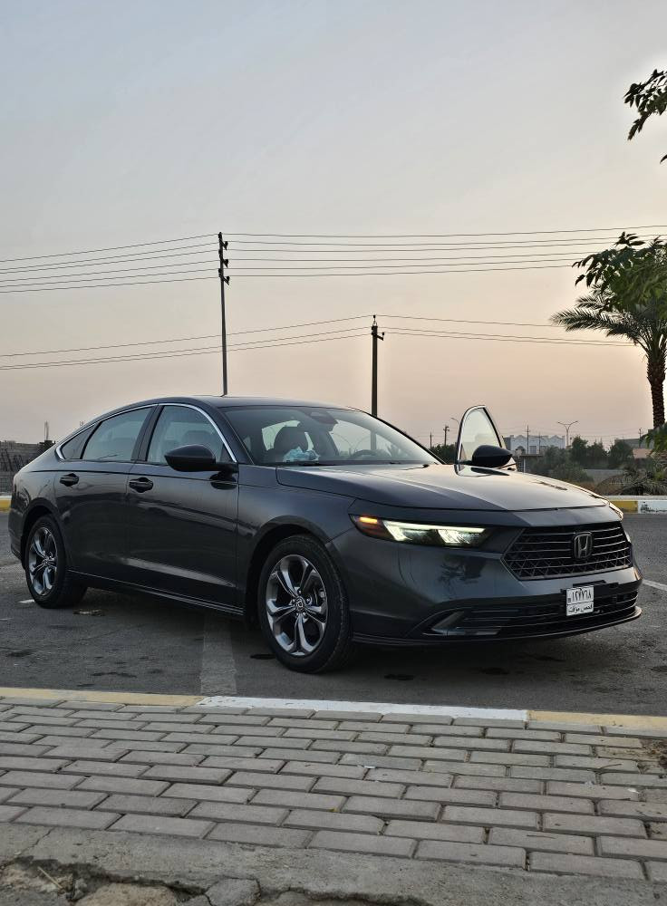 هوندا اكورد2024 / سياره مرقمه بغداد وبأسمي / رقم دولي الجديد
مواصفات ex 
 بانزين/  محرك 1500 تيربو ماشيه #29920 قابل للزيادة 
• كير اوتوماتيك
داخل لونين بيجي 
•فتحه
• كاميرا خلفية 3 انظمة
• كرسي كهرباء 
• شفتات بالستيرن
• هندبريك كهرباء
• عداد ديجيتال
•لايت عدسات زينون
• نظام اوتو لايت Auto
• لايت العالي زنون 
اوتو هولد للبريك
• حساسات دخول الإنفاق
• حساسات ضغط هواء الإطارات
• 3 أنظمة قيادة (eco , sport,normal )
• بلوتوث
نقاط عمياء 
حادث بنيد ودعاميه ما واصل راديتر ولا شاصي
مكان السيارة الانبار / قضاء عامرية الصمود
للاستفسار اكثر/ ***********
                       ***********
السعر 165 وبي مجال
