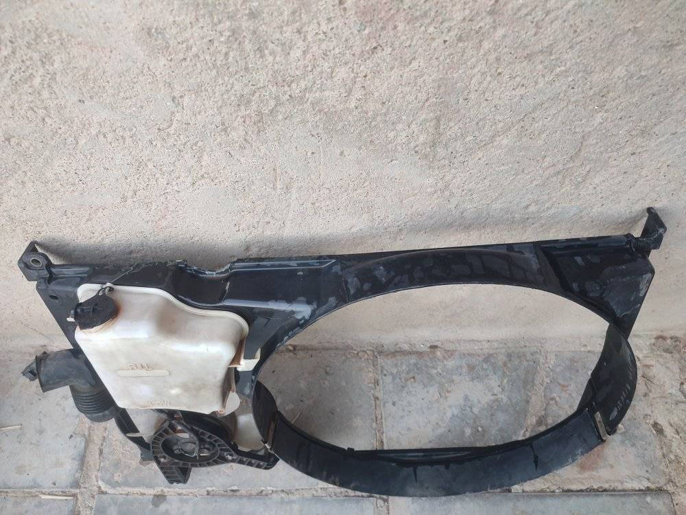 حاظن راديتر ودبه ومروحه تبريد للكمبريسر شغاله الحاضن بيه ثنين اذان فوك طاكات جنت شاده بسيارتي راس الثور 
وشديت اله فانات واريد ابيعه 

قيم باليرضي الله 
مكاني نجف


**إذا كنت صاحب هذا الإعلان وتريد حذفه لأي سبب، رجاءا أرسل رسالة إلى الدعم الفني**