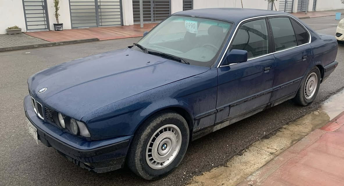 35$✅- BMW 1990 - 520i
مەکینە 20 گێڕ عادی کەم مەسرەف قوەتی خەیاڵیە ⚜️سەنەوی وحاسیبە بەشەرت ئەوەلیات ⚜️
گێڕ و مەکینە بێ عەیب هەلم دەمیشی نیە 
دەعم و لێدراوی نیە کامل جڵدە ناو غورفەی
قوفڵ مەرکەزی و جام کارەبا ئاوینە کارەبا  
نوقسانی نیە رۆنی مەکینەی تازەیە تەقەو رەقەی نیە
سعری ٣٥ گلاو مەعمەلەیە
⚜️  تەنها فرۆشتنە  ⚜️   
شوێن : کەلار
***********
