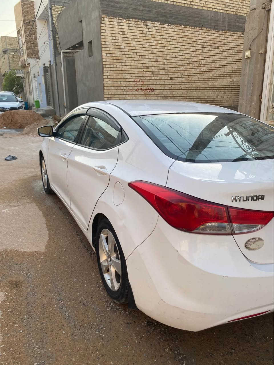 هيونداي النترا موديل 2013 وارد خليجي
سيارة مكفوله من الضربة 
فقط صبغ الباب الخلفية اليمنة 
محرك 1.8 
منظومة تبريد جديدة 
شاشة 
دواخل بيجي
سنوية 2031 رقم انكليزي 
السيارة بأسمي تحويل ثاني يوم
السعر 107 
للتواصل *********** النجف, العراق
