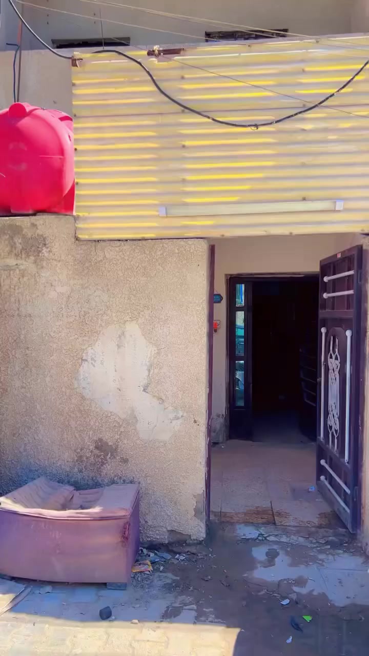 بيت ل يجار مساحه 60 متر نضيف البيت في الحريه الثانيه محله 428 الاتصال او واتساب *********** حجي امير
