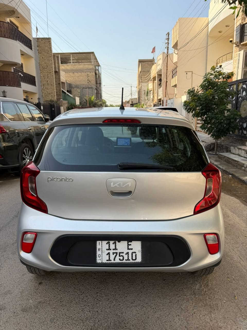 كيا بيكانتو موديل ٢٠٢٣ خليجية مكفولة من صبغ والبارد
ماشية ٣٢ الف كيلو تحويل ثاني يوم  شاشة كامرة تبريد ثلج .. مكانها حي الاعلام الشراي يتصل ***********
