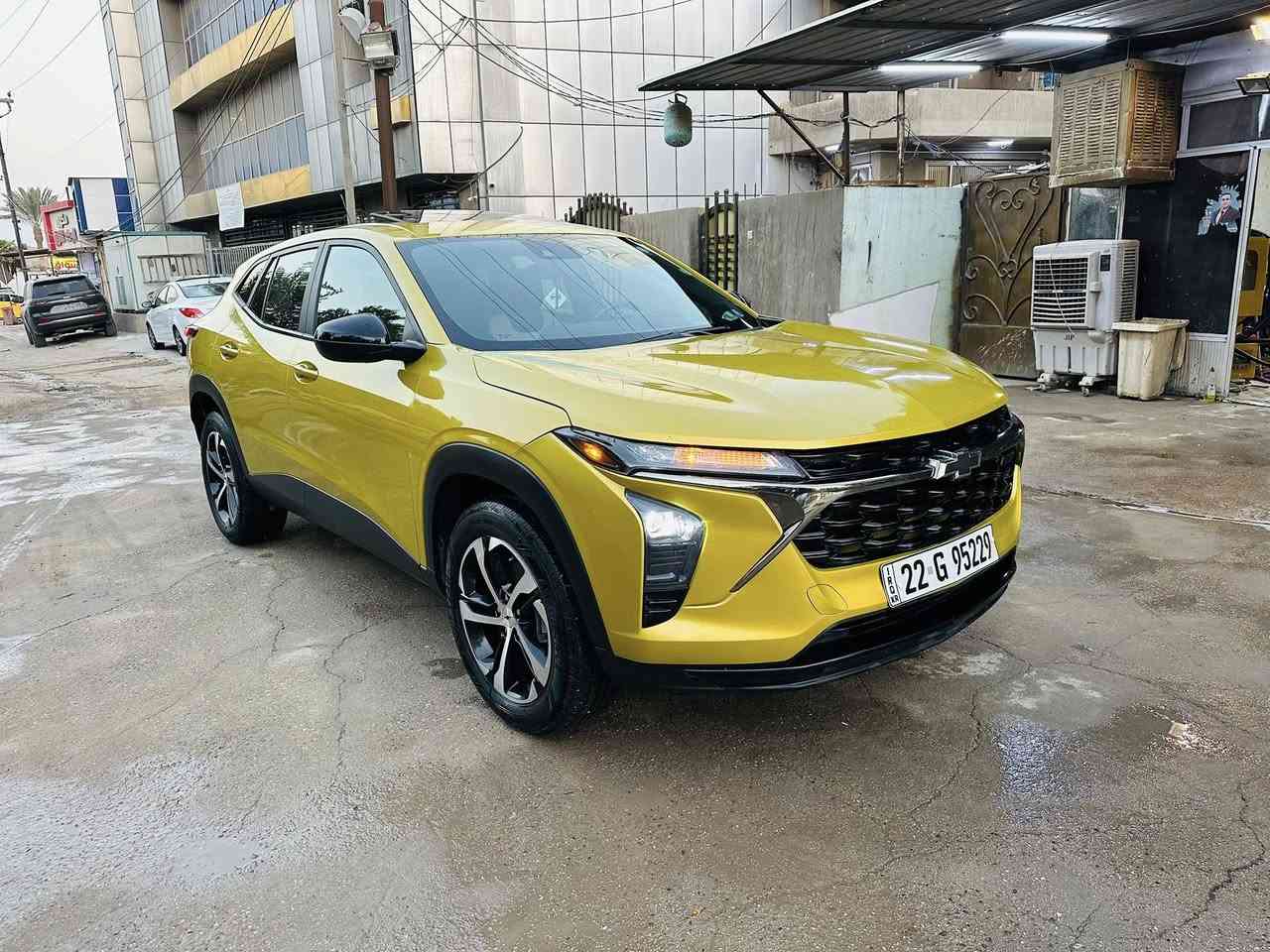 للبيع تراكس 2024 فئة RS لون مميز ماشيه 15 ألف ميل حادث بنيد فقط بدون دواخل جديده وجاهزه من كلشي فول مواصفات عدا البصمه مكاني بالحله 
السعر 138
***********
