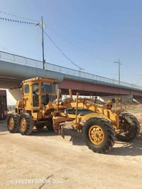 كوماتسو 37 • موديل 82 • بابل