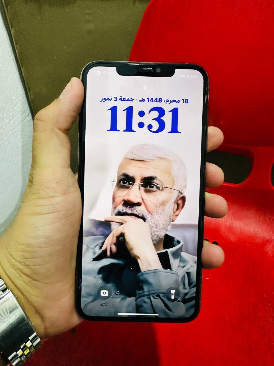 ايفون 11 برو ماكس امريكي شريحتين مبدل بطارية اصلية 100% نظافة فول شراي يتصل *********** رميثة بيع او مراوس ايفون 15 او 16 وانطي فرق
