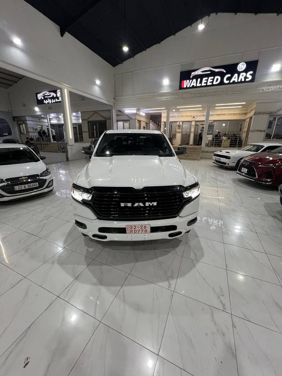 🔥 RAM 1500 موديل 2025 🔥
⚡ محرك 6 سلندر توين تيربو (Twin Turbo) – قوة وأداء عالي
🚙 دفع رباعي (4x4) جاهز لكل الطرق

✅ الحالة:
✔ بدون صبغ (وكالة)
✔ باب جبر + بودي قصير
✔ بك هورن (Bighorn) المرغوب

🌟 المواصفات:
✔ شاشة وسطية كبيرة حديثة
✔ كاميرا خلفية + حساسات
✔ تشغيل بصمة (Start/Stop)
✔ نظام دخول ذكي
✔ كير أوتوماتيك 8 سرعات
✔ مقاعد مريحة قماش / كهرباء
✔ تحكم ستيرن (ستيرن مالتي)
✔ مثبت سرعة
✔ نظام توفير الوقود (Eco Mode)
✔ نظام مانع الانزلاق والثبات
✔ رنقات ألمنيوم وكالة
✔ إنارة LED أمامي وخلفي

💥 المميزات:
✔ محرك اقتصادي مقارنة بالقوة
✔ مناسب للعمل والسفر
✔ سيارة نظيفة وجاهزة

💰 السعر: 243 ورقة وبيه مجال
📍 الموقع: أربيل
📞 للاستفسار: ***********
