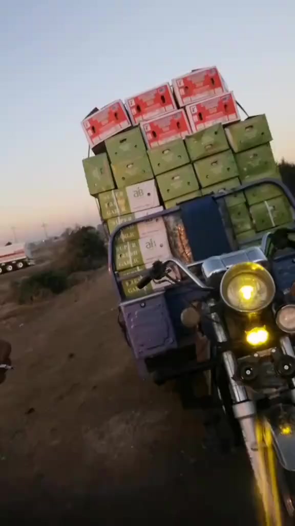 ستوت عمي كفاله عامه باثنين و300 وبيها مجال وهذا رقمي ***********
