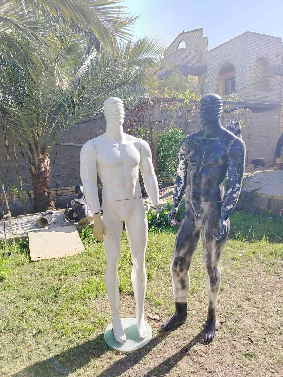 متوفر ملكانات العدد3 نضيفات استخدام قليل سعر الوحده 100 للستفسار اتصل عل راعيهن***********
