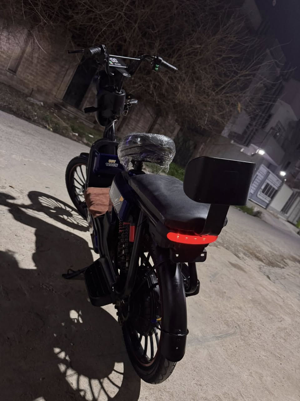 ماطور شحن
حجم 20 
فول مواصفات 
تثبيت سرعه 
أربع سرع 
سويج وبصمه 
شرط عقل وملف وبطاريات 
النظافة 85/100
العنوان الموصل حي القادسية الثانية 
للستفسار ***********
السعر 280 وبي مجال
