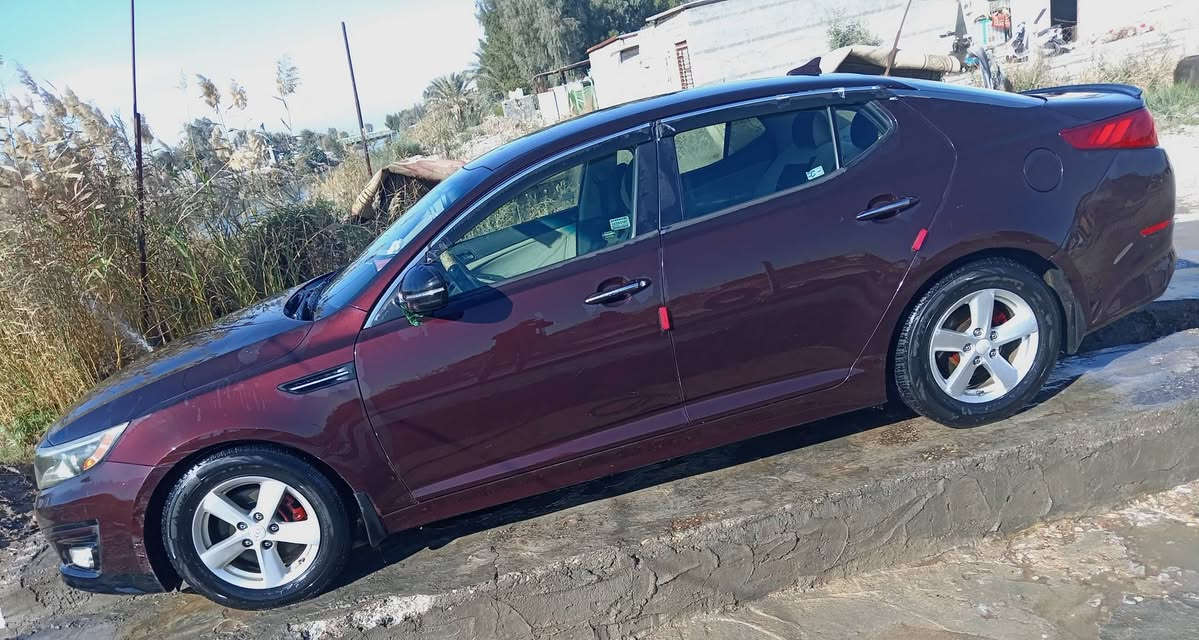 السلام عليكم (للبيع)
اوبتما موديل 2014  أمريكي رقم نجف سنويه لل 27
حادث جهت اليمين بابين وجاملغ
مكينه ٢٤٠٠ مفتوحه وبيها ضمان شغل 100/100
مكان الدوانيه سومر
رقم الهاتف (***********) سلام 
السعر خااااااص او تصل عله الرقم
