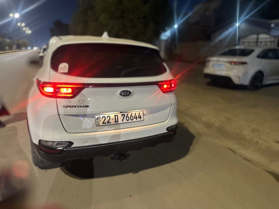 سبورتج موديل 2021 وارد 
كير ومحرك وتبريد شغال 
حادث موضح 3 قطع صبغ 
مكينه 2400 
فوريل 
شاشه اصليه 
ماشيه60 الف 
 ***********
السعر 160$
