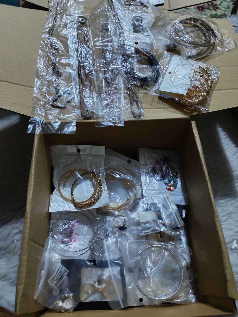 توفر كراتين اكسسوارات مشكل شي أن بالكارتون الواحد٥٠قطعة ب١٨الف توصيل مجاني


**إذا كنت صاحب هذا الإعلان وتريد حذفه لأي سبب، رجاءا أرسل رسالة إلى الدعم الفني**