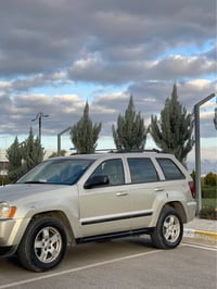 جراند شيروكي • ٢٠٠٧ • بدون بوية