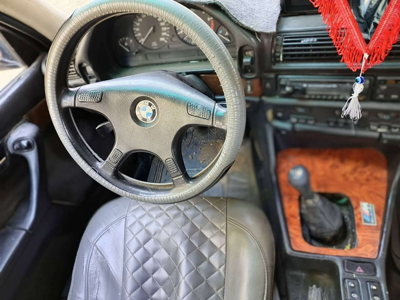 سلام عليكم بيم دبليو البيع 735موديل 88 كير عادي مكينه مفتوح تايرات جدد صدر جديد دبلات جديد سياره حلوه سياره بسمي      سعر ٣٧ وبيه مجال العنوان واسط العزيزيه  ***********
