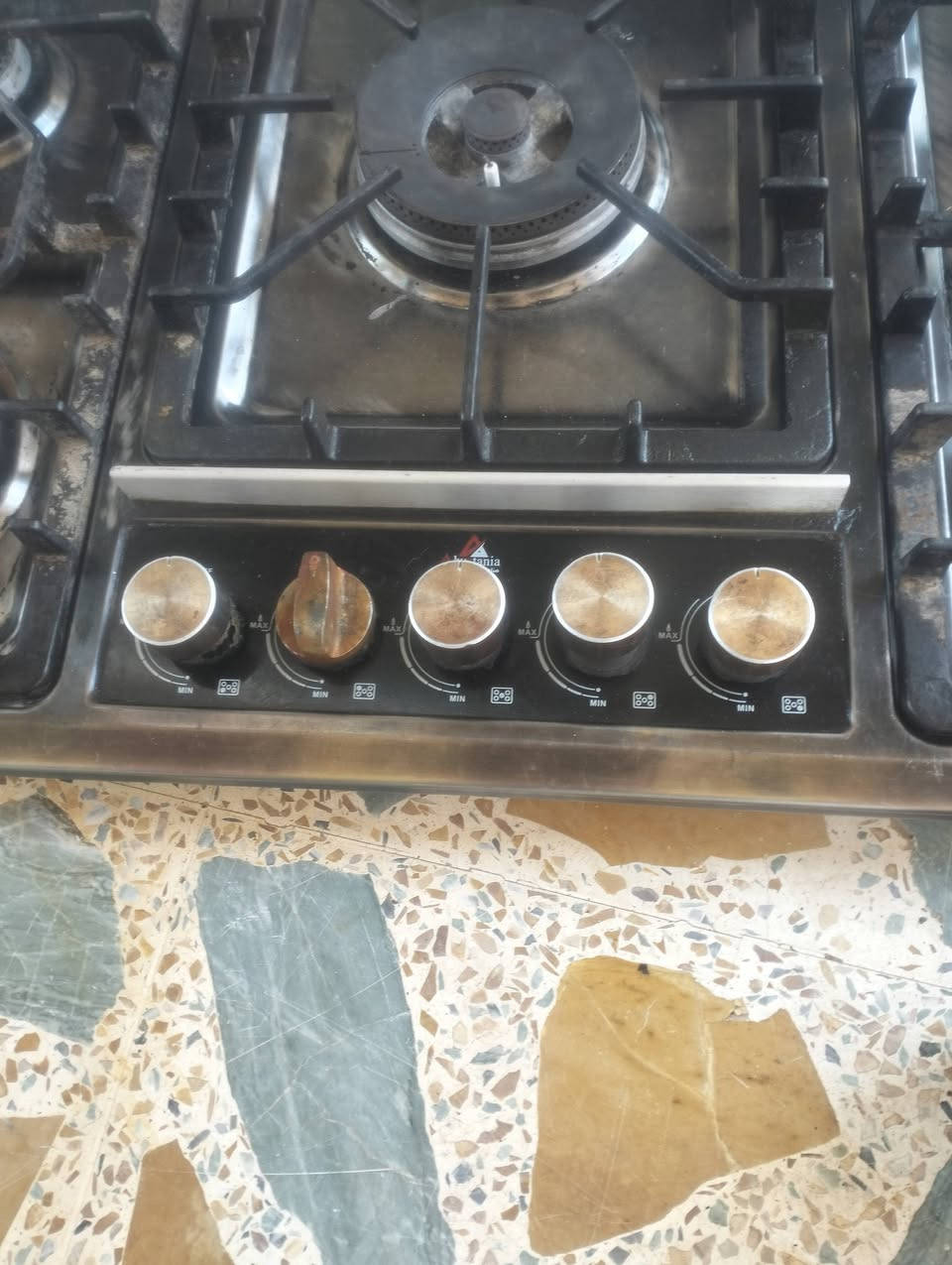 طباخ منضدي 5 عيون شرط الشغل السعر 50 الف دينار
طباخ متضدي 4 عيون شرط الشغل السعر 40 الف دينار
الصور والاسعار والعنوان كلها بالمنشور يعني ماكو داعي تدخل خاص واريد صور وتسأل على الاسعار
لايوجد بيع بالدين
العنوان 
حي الشهداء  بالقرب من اسواق سلام 
جيران صالون ريماس  تخلي بيت طارق الكرمان بظهرك وتطلع عدل
بيت وليس محل
موبايل ***********
