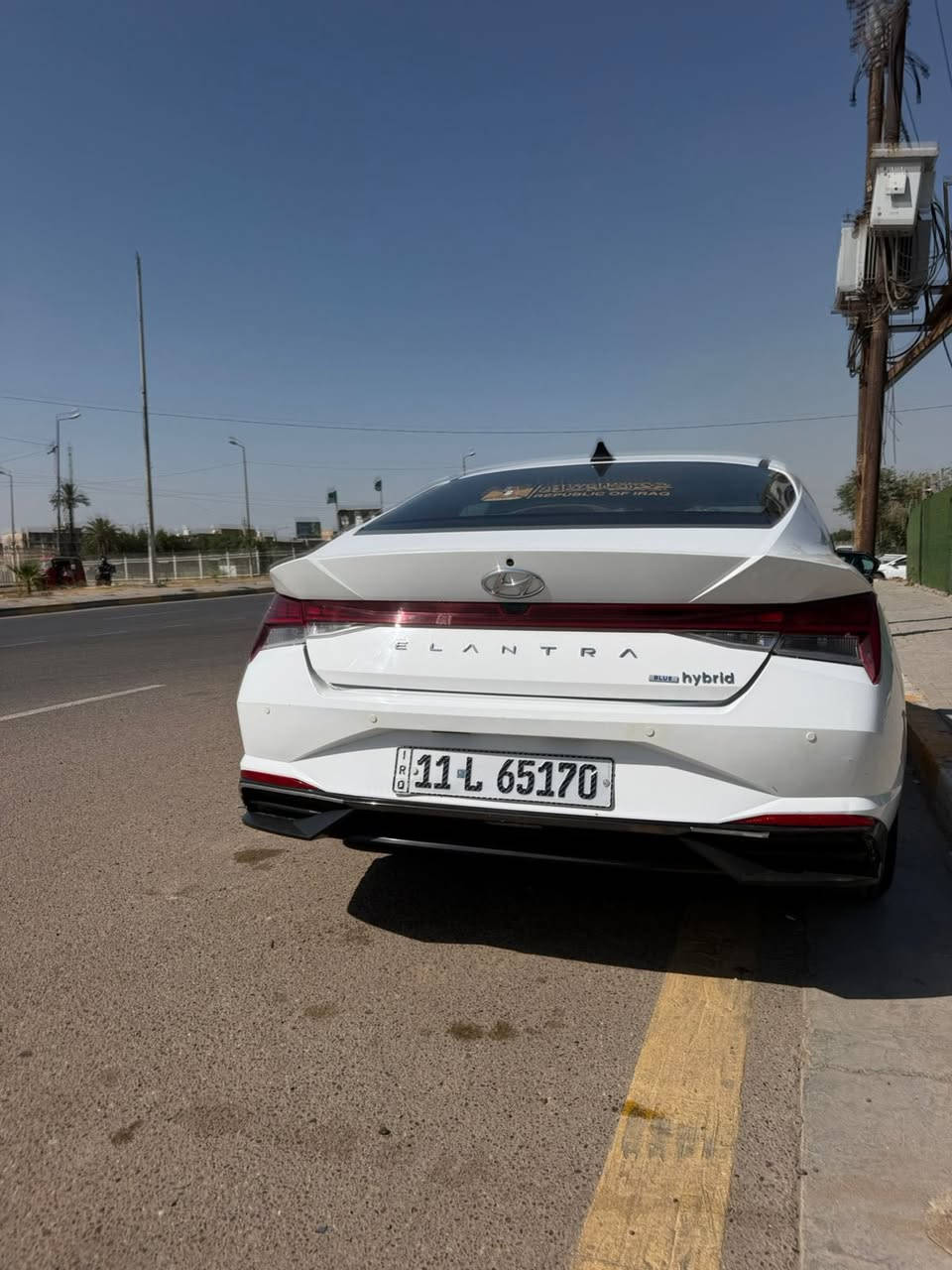 النترا وارد امريكي 2023 هايبرد  داخل رصاصي
بغداد الغزالية ***********
سيارة نضيفه حيل 
دوشمه ارضيه جلد غرفته جديده لوك 
كير اوتو بصمه تشغيل عن بعد 
سايد بريك دكمه 
ست عدسات زينون
كشن حضن .
ويلكب 17
تحكم ستيرن نورمال وسبورت
كاميرا
اشارة ترحيب
حديد سرعة
حديد مسار
رادار امامي
رادار جانبي
رادار خلفي
قيادة ذاتية
حساسات خلفي
ECO _ ضام
NORMAL _ نظام
SPORT _ نظام
حادثها  مرفوقة صور
ماشيه 78
