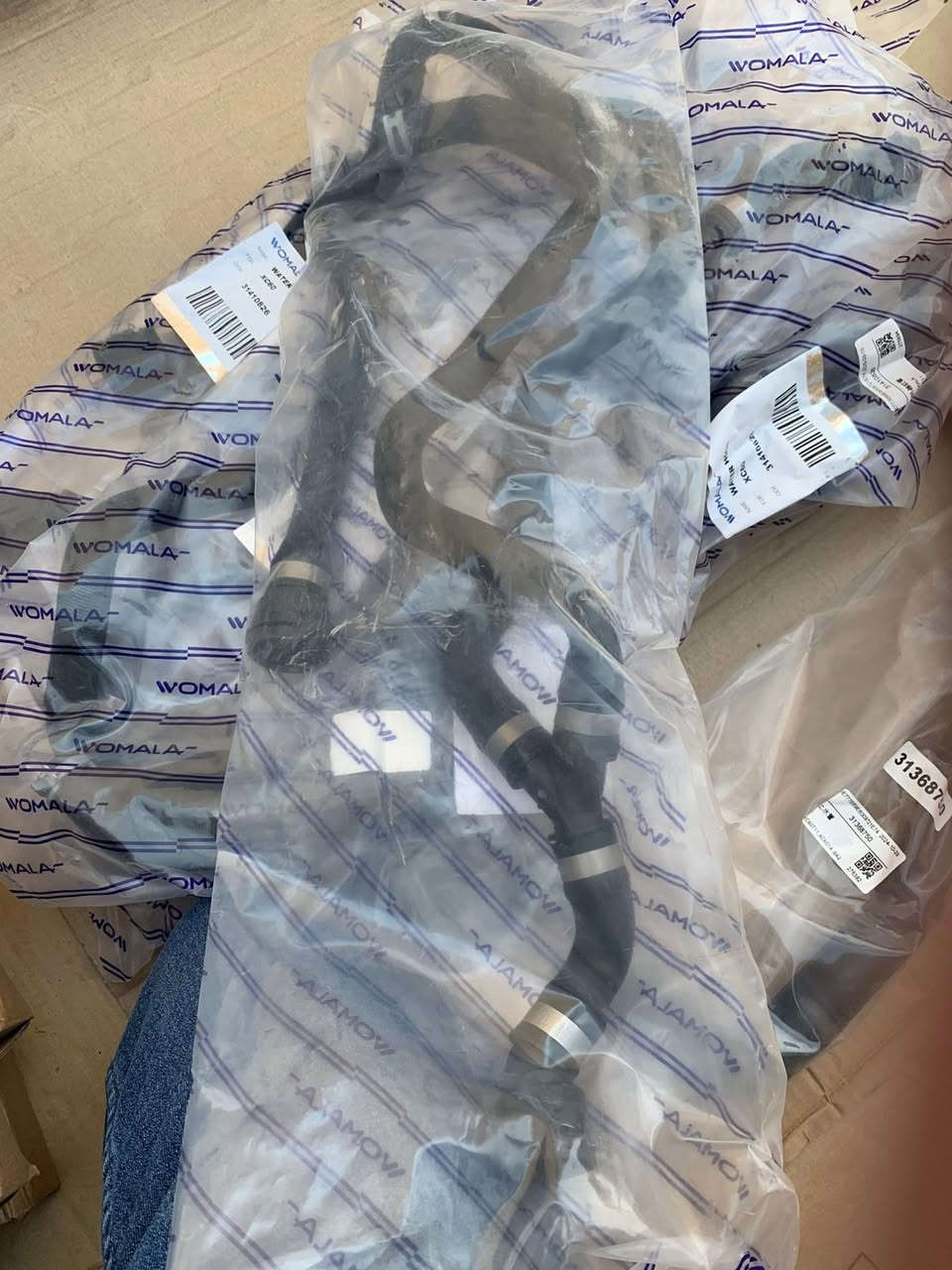 السلام عليكم 
الحمدالله وصول وجبه جديده لادوات volvo ،الحديث. 
للاستفسار. واتساب  ***********
