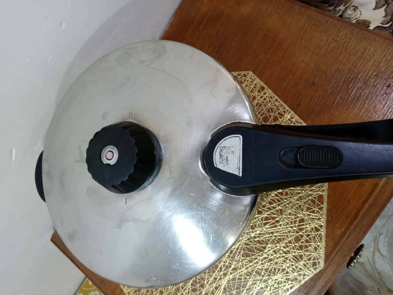جدر ضغط سعته ٦ لتر  مستعمل نضيف


**إذا كنت صاحب هذا الإعلان وتريد حذفه لأي سبب، رجاءا أرسل رسالة إلى الدعم الفني**