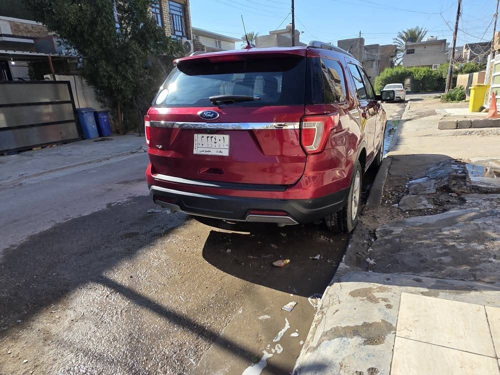 فورد اكسبلور XLT 2019  رقم بغداد، سعرها ١٨٠٠٠ مبدل بنيد فقط سنوية باسمي ماشية96000km نواقصها فريز تبريد فقط مكفولة كير ومحرك ودواخل كهربائيات كلوب الايرباك مشتغل وبيها تكحيلات.. مكانها حي العامل *********** بغداد, العراق
