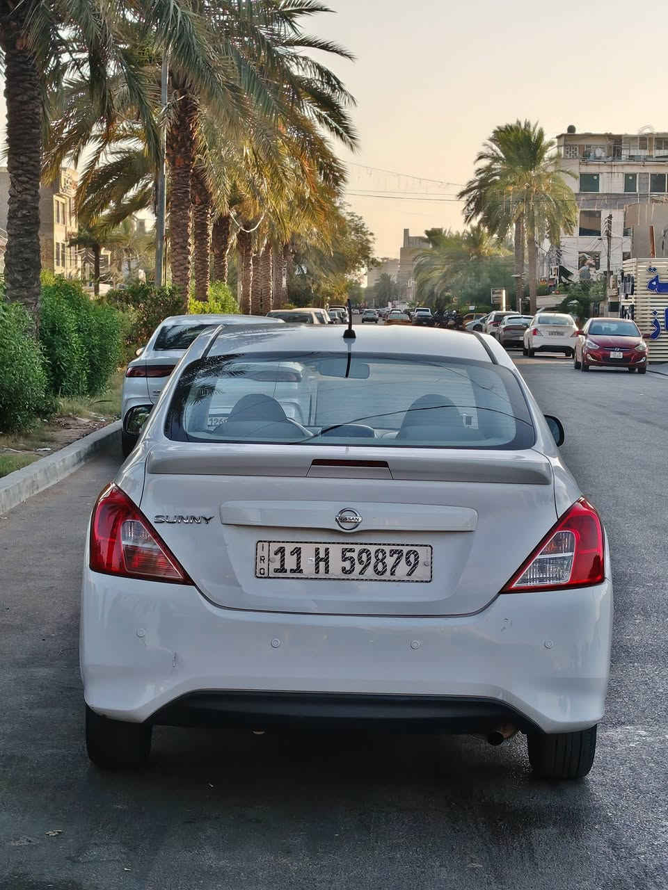 السلام عليكم ورحمة الله وبركاته 
للبيع نيسان سني هندي ٢٠٢٠ 
رقم بغداد باسمي سنوية ل٢٠٣٠ 
كير مكينة صدر تبريد تخم تاير كله مكفول وع وضع الشركة 
مسويلها ادامة عامة 
السيارة مكفولة من الضربة والصبغ والتبديل والفتح فقط مكانين بارد 
ماشية ٧٣ الف 
عارضها ب١٠٨ وبيها مجال بسيط 
مكاني السيدية 
الشراي يتصل ويدلل
***********
