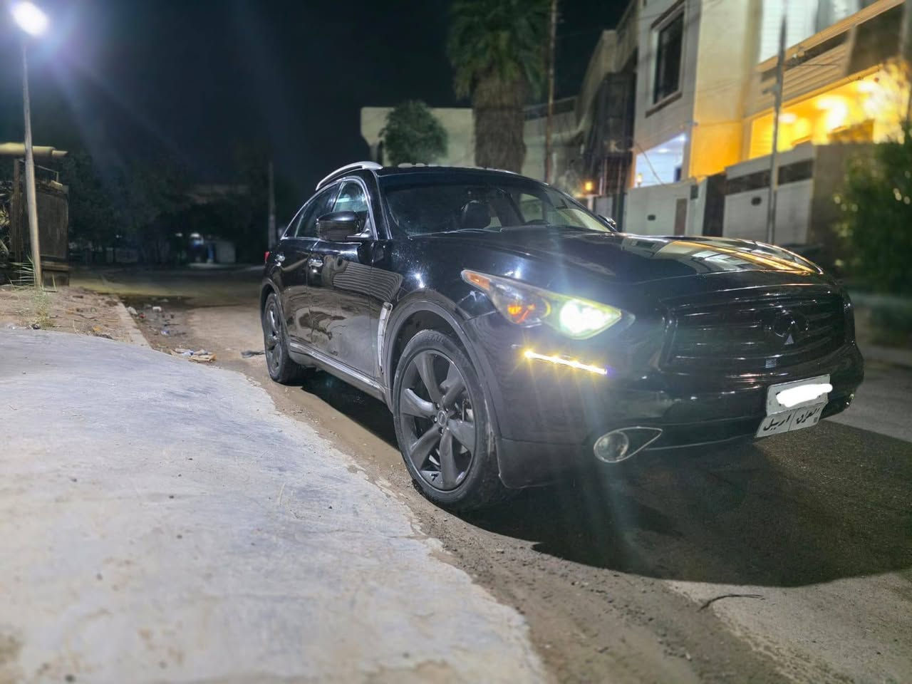 انفنتي fx37 2013
گير مكينة بحالة ممتازة
التبريد منظومة جديدة كاملة ثلج
منظومة تبريد المحرك جديدة
ويل حجم 21 جديد أصلي 
مري قلاب
شاشة كار بلي بالمراية الوسطية
فتحة سقف
السيارة حادثها غرق.
و مابيها اي صبغ او تبديل
السعر 107 و عليها غرامات 900 دولار تنزل من السعر
العنوان بغداد تحويل مباشر.
***********
