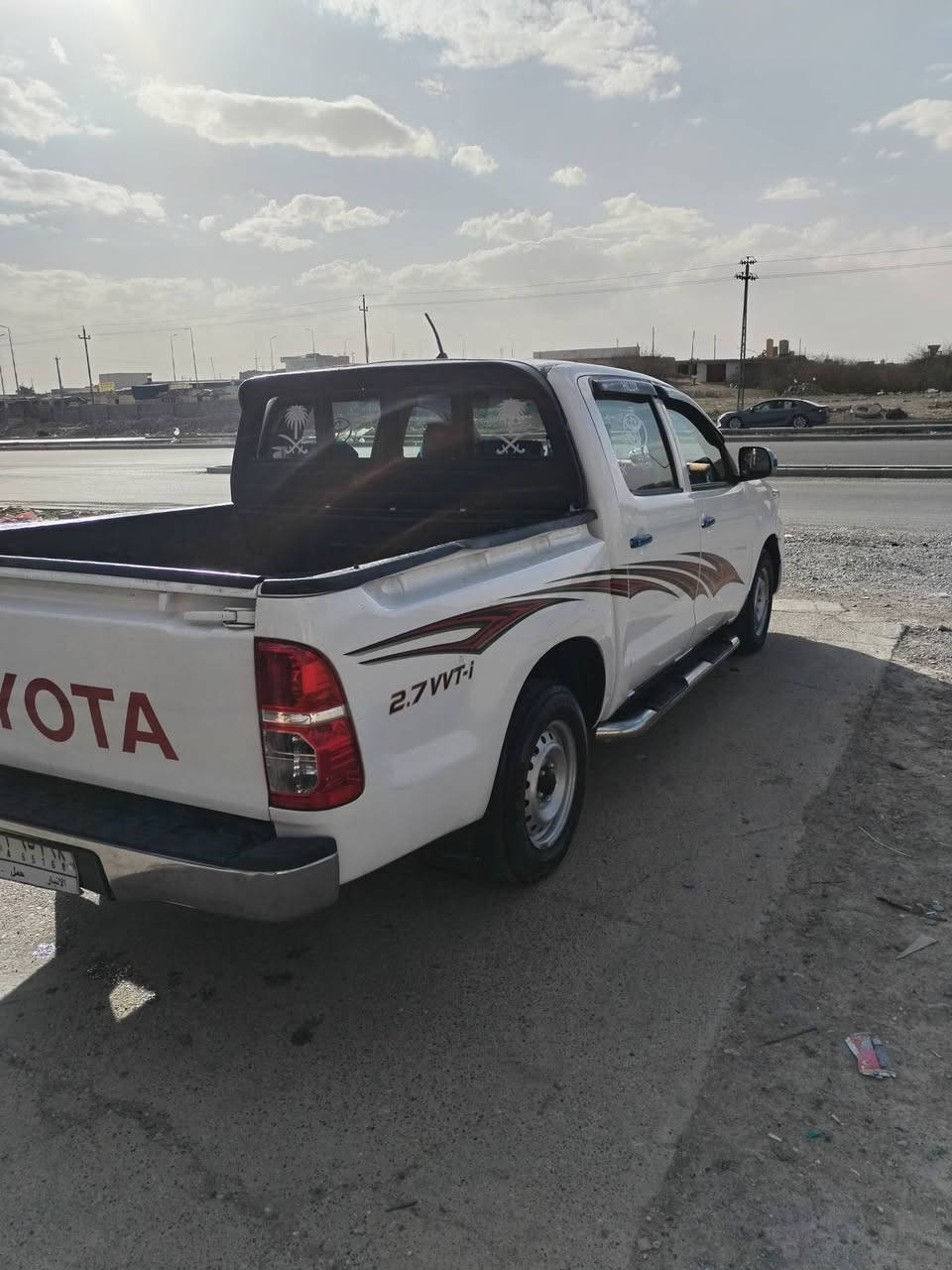 سلام عليكم سياره للبيع هايلكس 2013 شاصي 12 رغم الانبار مشروع وطني بسمي السياره مصبوغه عام
قير، ومحرك شرط وشاصي شرط كهربائيات كله شغاله السعر 140 وبه مجال للستفسار على الرغم ***********
