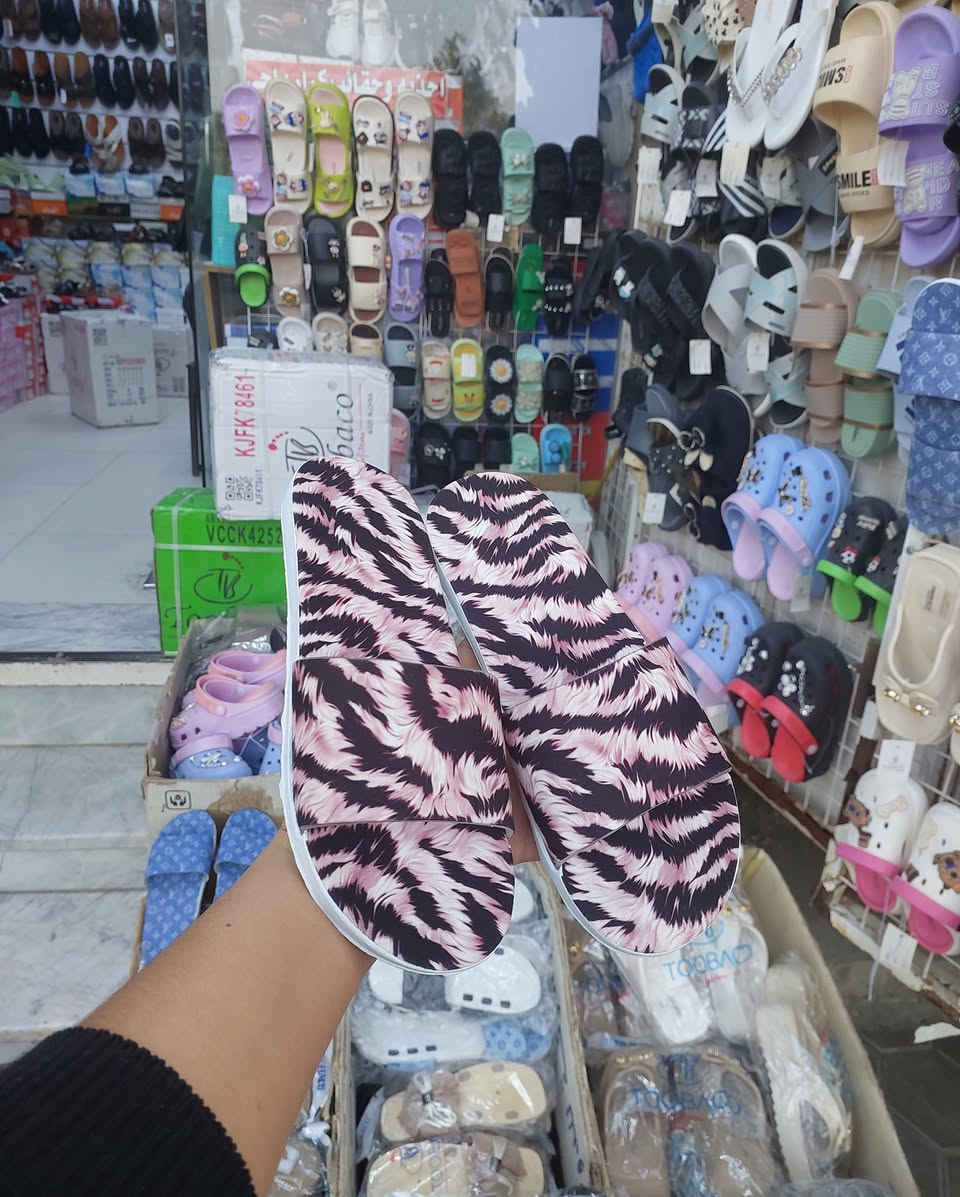 بعد السحور وتفكرين تطلعين زيارة سريعة؟ 🌙✨
خلي خطواتج تكون أخف و أريح 👣💕
🔥 متوفر عدنا سليبر نسائي فول طبي
راحة طول اليوم + خفة وزن روعة
قياسات من 37 إلى 41
📍 محل كرار باجي
الكوت – حي الزهراء – قرب مركز الخلود
دللي نفسج بالراحة والأناقة 💖

 #مابيه_حيل_اخلي_هاشتاكات #صعدوني #ترانشوز_نسائي #اضافه #تخفيضات #لايك__explore___ #سليبرات_نسائية #مابيه_حيل_اخلي_هاشتاكات #لايك__explore___ #تسوق #اكسبلور_ضيفونا #الشعبالصينيمالهحل #أحذية_نسائية #بناتي #أحذية_نسائية #تفاعل #الكوت


**إذا كنت صاحب هذا الإعلان وتريد حذفه لأي سبب، رجاءا أرسل رسالة إلى الدعم الفني**