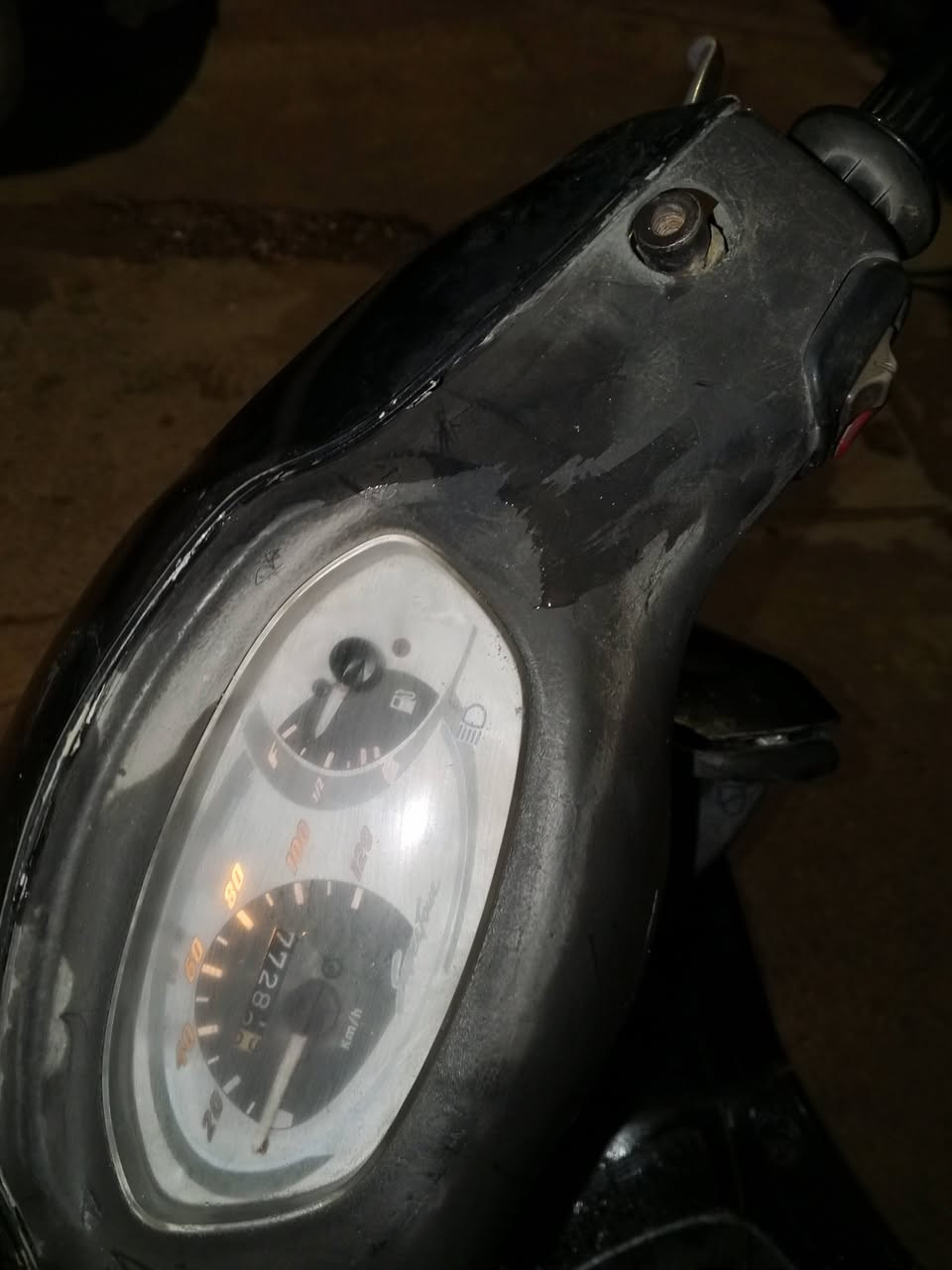 ‏السلام عليكم
‏دراجه ماكس قچمه للبيع في بغداد الامين الثاني الدراجه مابيه نقص فقط كفراته تعبانه يعني بس تعبانه ما تستوجب تبديل الدراجه معروضه بسعر 250 الف اي استفسار راسلني واتساب موجود بكل وقت (***********
