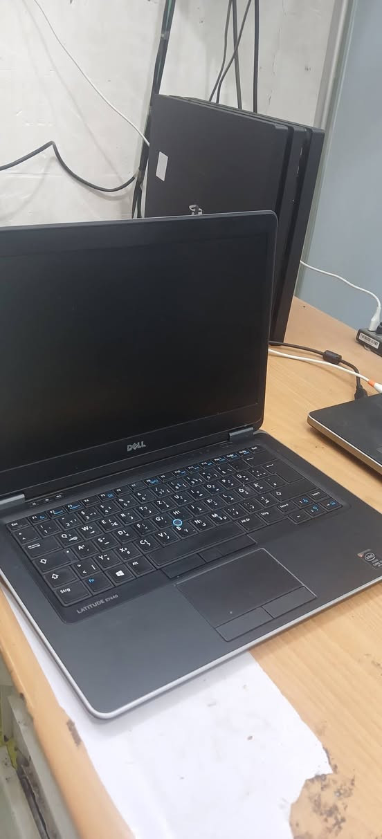 حاسبه للبيع
كوراي 7الجيل الرابع 
رام 8
الهارد M.2 500GB 
والثاني M.2 128GB
النوع DELL
بطارية ليثيوم تدوم ساعة ونص الى 2
لاتصال. ولاستفسار اكثر ***********
سعر 225
