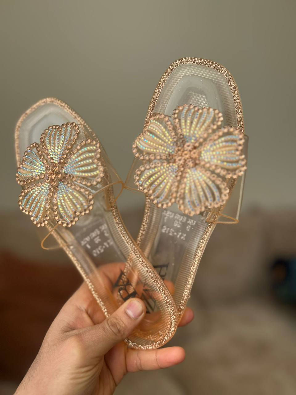 من 37 إلى 41
للحجزمراسلة الصفحة


**إذا كنت صاحب هذا الإعلان وتريد حذفه لأي سبب، رجاءا أرسل رسالة إلى الدعم الفني**