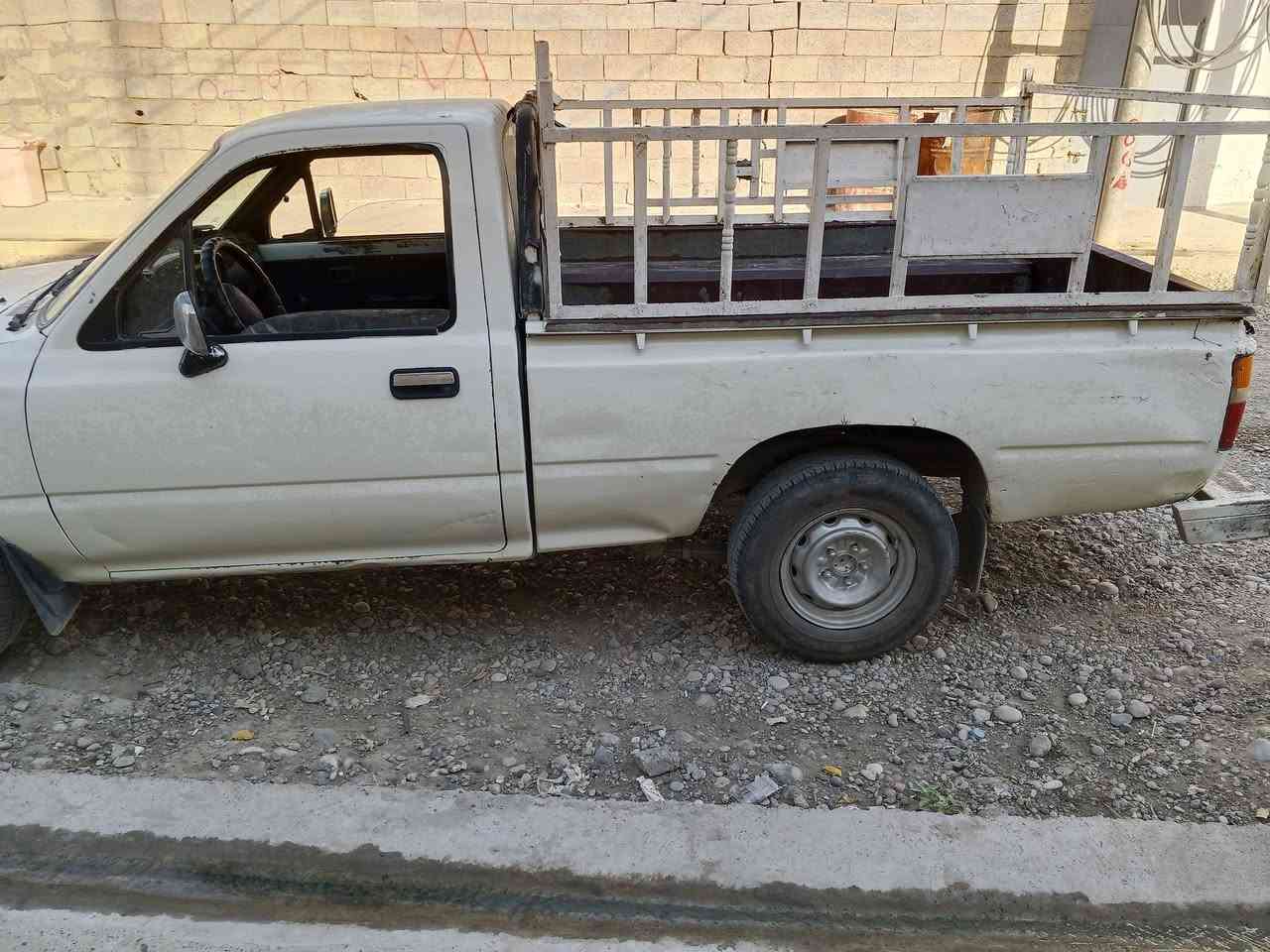 مودیل 89مە کینە ی بوخاری هە یە بۆ فرۆشتن شوێن پردێ .کرکوک سعر33
***********
