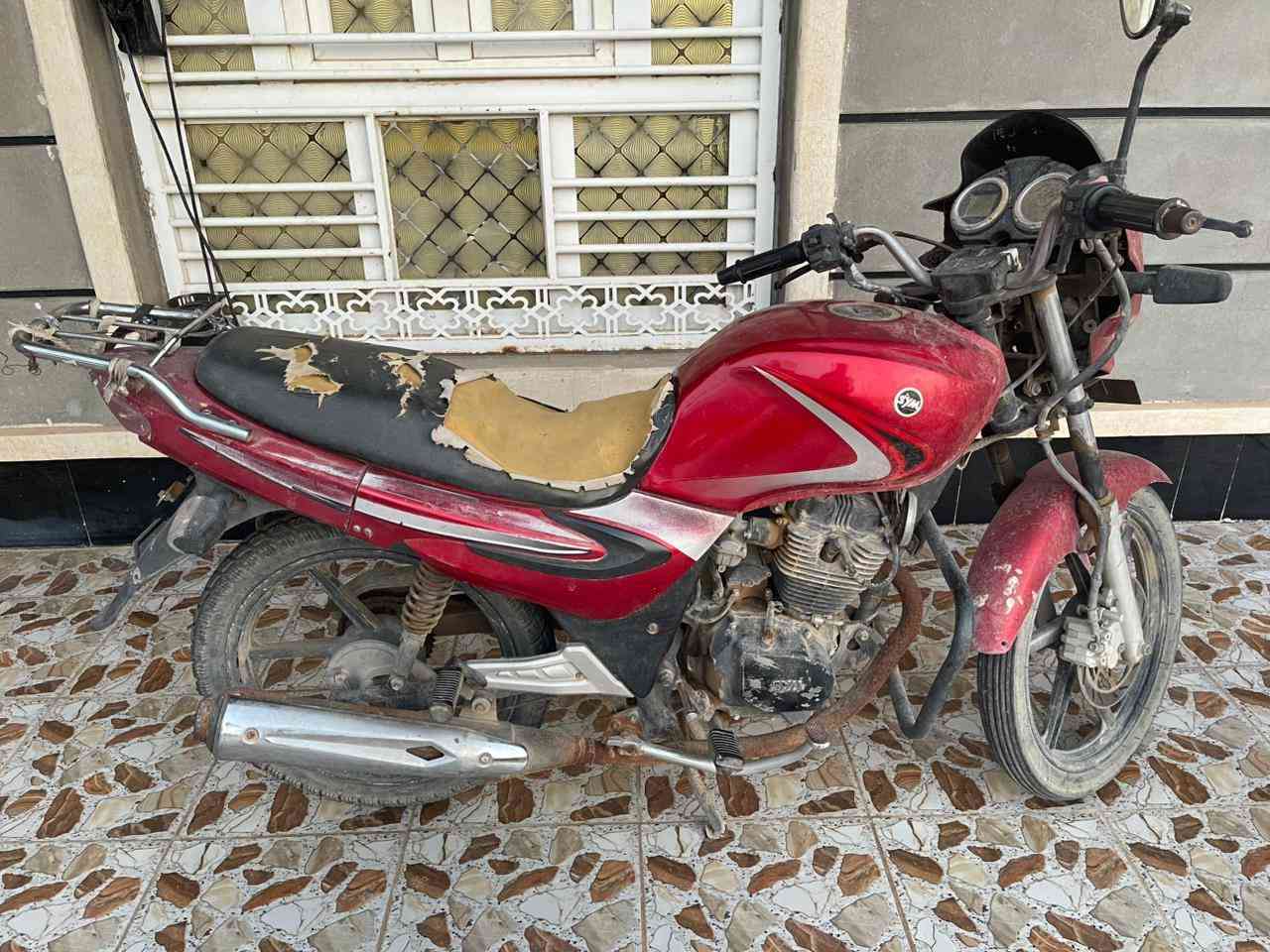 السلام عليكم موطور سايم كير للبيع موديل 16  اوراقه كامل رقم الهاتف ***********  واتساب المكان الرمادي الجزيرة البوذياب السعر 750
