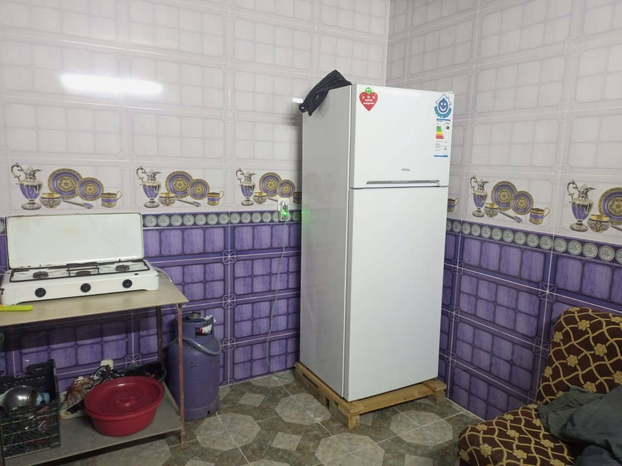 دار للبيع حي واسطي دورر السكك فرع اسواق سيد رسول م 100قطار طابو زراعي مقدم معامله وعدني رقم بلدي علمود التمليك علما البيت مؤجر شهريا 175الف، البيت بناء حديث فول سيراميك باقي بس لبخ واجها، و سقف ثانوي، ***********استفسار
