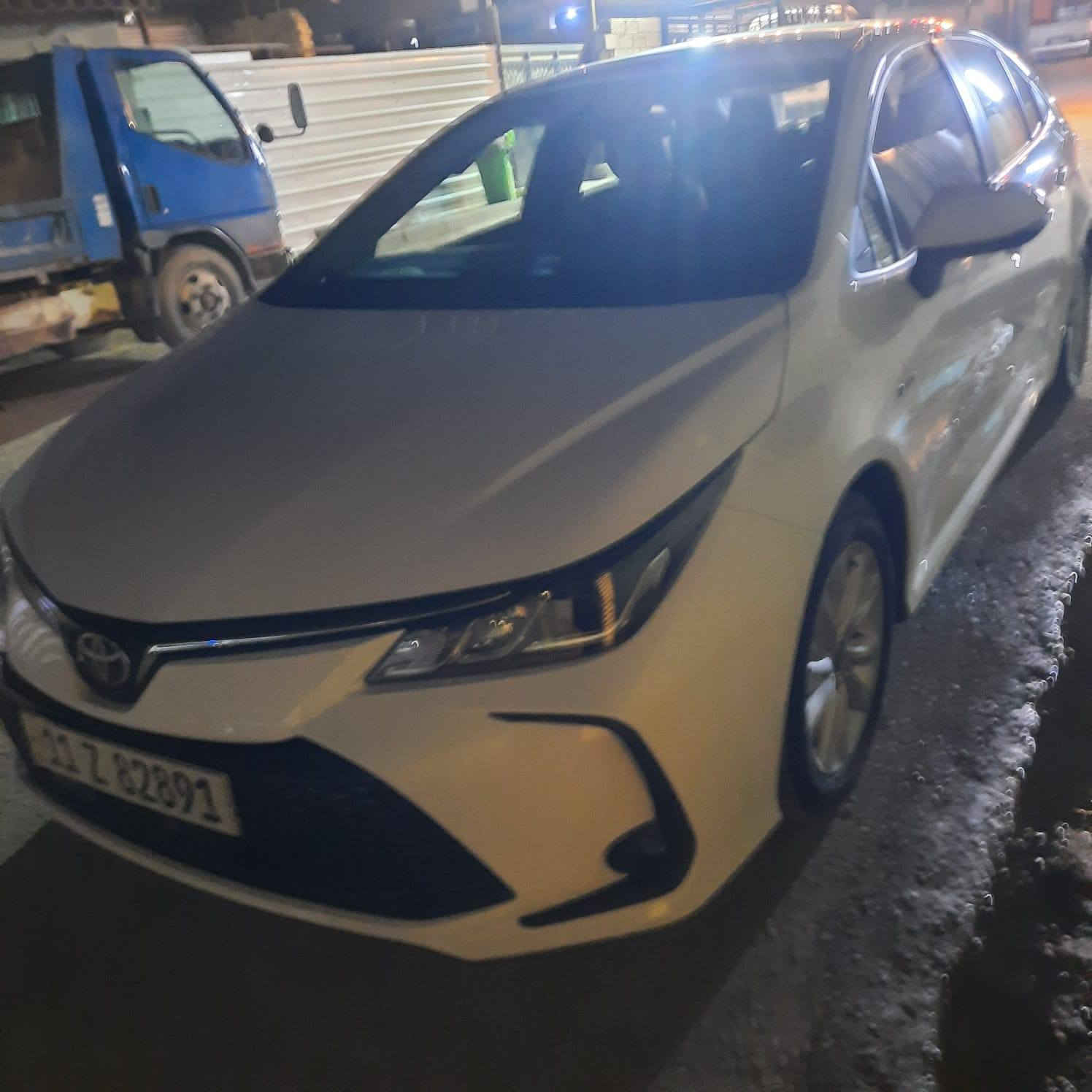 سلام عليكم كورلا هايبرد موديل 2025  بسمي بغداد مكفوله كفاله عامه فول مواصفات ماشيه 12 الف السعر 157 مكاني بغداد ***********
