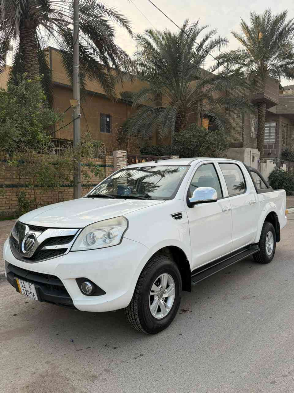 السلام عليكم 
بيكم فتون تيولاند٢٠٢١ زيرو  ماشيه ٤١كيلو 
‏سيارة شرط سونا على وضع  كفاله عامه شرط التحويل 
رقم بغداد إنجليزي باسمي حرة تحويل ثاني يوم تارات الشركه
‏سيارة محرك مسيبوشي بنزين
سيارة جديدة على وضع الشركة  
فول مواصفات كشنات
سيارة فول واحد على واحد 
محرك مسيبوشي 2400 
محرك وكير وصدر مكفولات 
تخم تاير جديد تبريد ثلج 
مكاني بغداد والشراي يتصل 🏠 
السعر ١١٠$ 
***********
