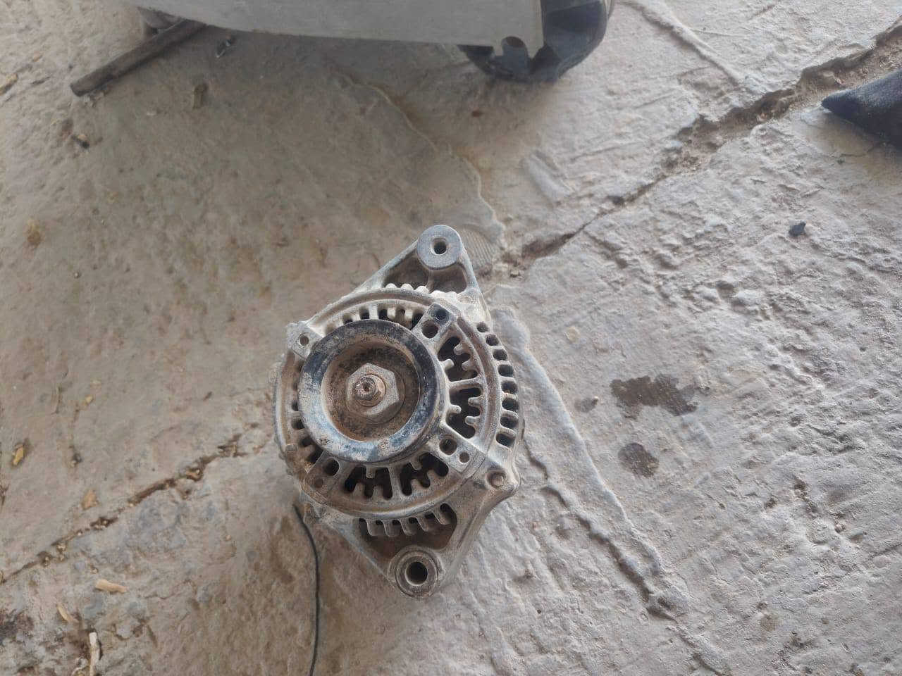 بالسلام عليكم عندي ذني غراض ماب ونجي وضفيره مال محرك ونجي للبيع كلهن شلع ب150//***********
