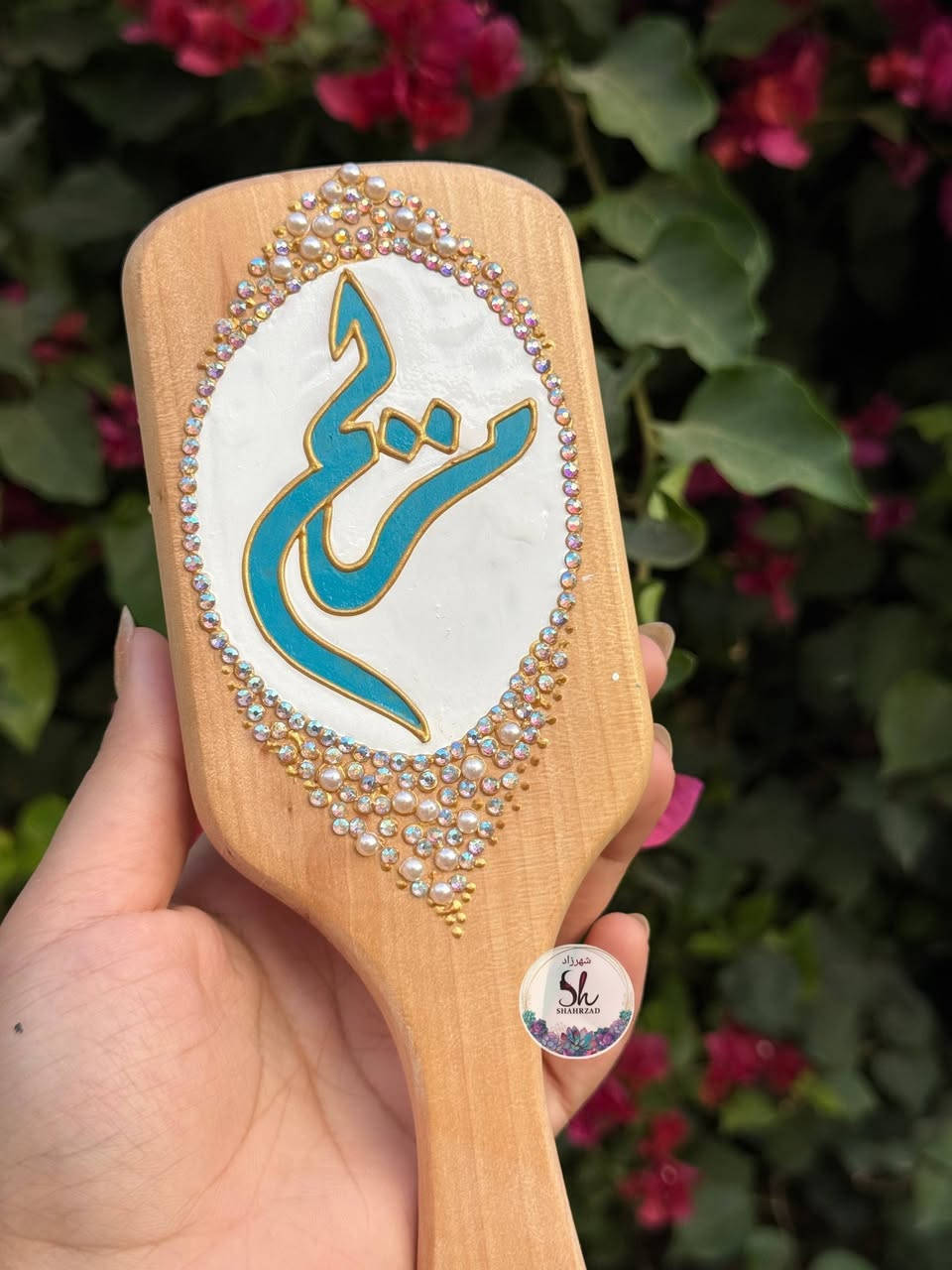دزاين جديد 🌸💜😊
ستراس ولؤلؤ ناعم 💜🌸


**إذا كنت صاحب هذا الإعلان وتريد حذفه لأي سبب، رجاءا أرسل رسالة إلى الدعم الفني**