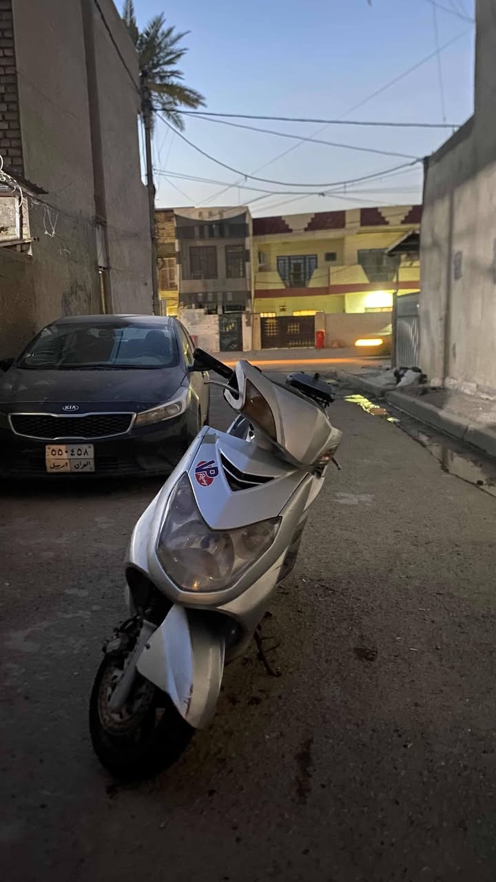 سلام عليكم 
سكنس فحل نوزل خطين دراجه تخبل مكينتها 58.5 مكاني بغداد الدورة حي اسيا رقمي *********** قيم بما يرضي اللة حط سعر اذا عجبني ابيع ولحد يكسر بيها
