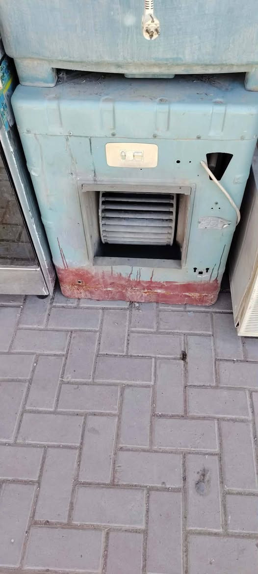 السلام عليكم ورحمة الله وبركاته غراض للبيع للاستفسار خاص أو اتصل على هذا الرقم ***********
