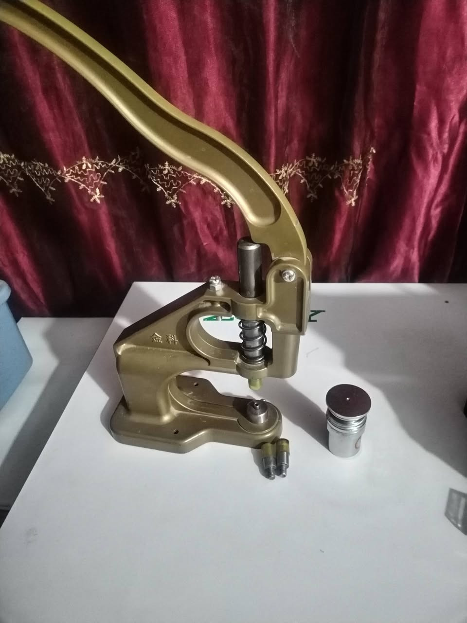 كابسه خرز هي والقوالب وياها مال دكم للبيع


**إذا كنت صاحب هذا الإعلان وتريد حذفه لأي سبب، رجاءا أرسل رسالة إلى الدعم الفني**