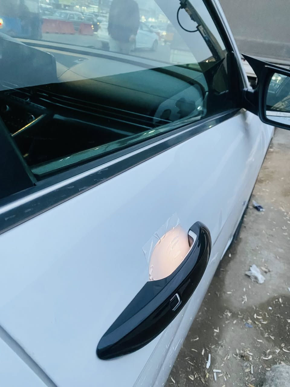 اسلام عليكم النترا 2021 لمتد فول الفول وارد امريكي بسمي السيارة  حادث بنيد فقط وبيها باردين نضيفه جدا
السيارة ماشيه 83 الف 
مواصفات لميتد limited
بصمة سقف ( سلايد روف )
محرك 2000 Doch دوش المرغوب
رادارات 360 درجه ( امامي جانبي خلفي )
تمنع التصادم الامامي والجانبي والخلفي  
التحذير عند فتح الباب 
تحكمات استيرن 4 جهات 
دشبول شاشة 4 وضعيات للعدادات 
وضعيات قيادة ( عادي سبورت ذكي ) 
مثبت سرعة ذكي ( التحذير عند مغادرة المسار )
AUto Hold التوقف لفترات قصيرة 
الهاند بريك بصمة
شاشة دجتل متصل حجم كبير لمس تدعم نظام الابل كار بلي والاندرويد اوتو
شحن واير ليس 
ويل كب 17 مميز 
نظام الصوت Bose عدد السماعات 8
تشغيل عن بعد 
اضواء ترحيب عند الاقتراب 
لايت لد 3 عدسات وسكنات لد زنون نهار 
كشنات جلد السايق كهرباء
نقطة عمياء
تدفئة بالكشنات
لد متغير الالوان على طول الدد شبول + لد بيبان اضافي سعره 200 الف 
كير اوتماتيك و S وعادي 8 نمر 
تحديد مسار وقيادة الية والسياقة على خطوط الشارع في حال الاجتياز تنبهك مانع انزلاق ومانع تصادم  
 السعر 158  وبيه مجال  بغداد المدينة 

***********    بي واتساب ::::::  ***********
