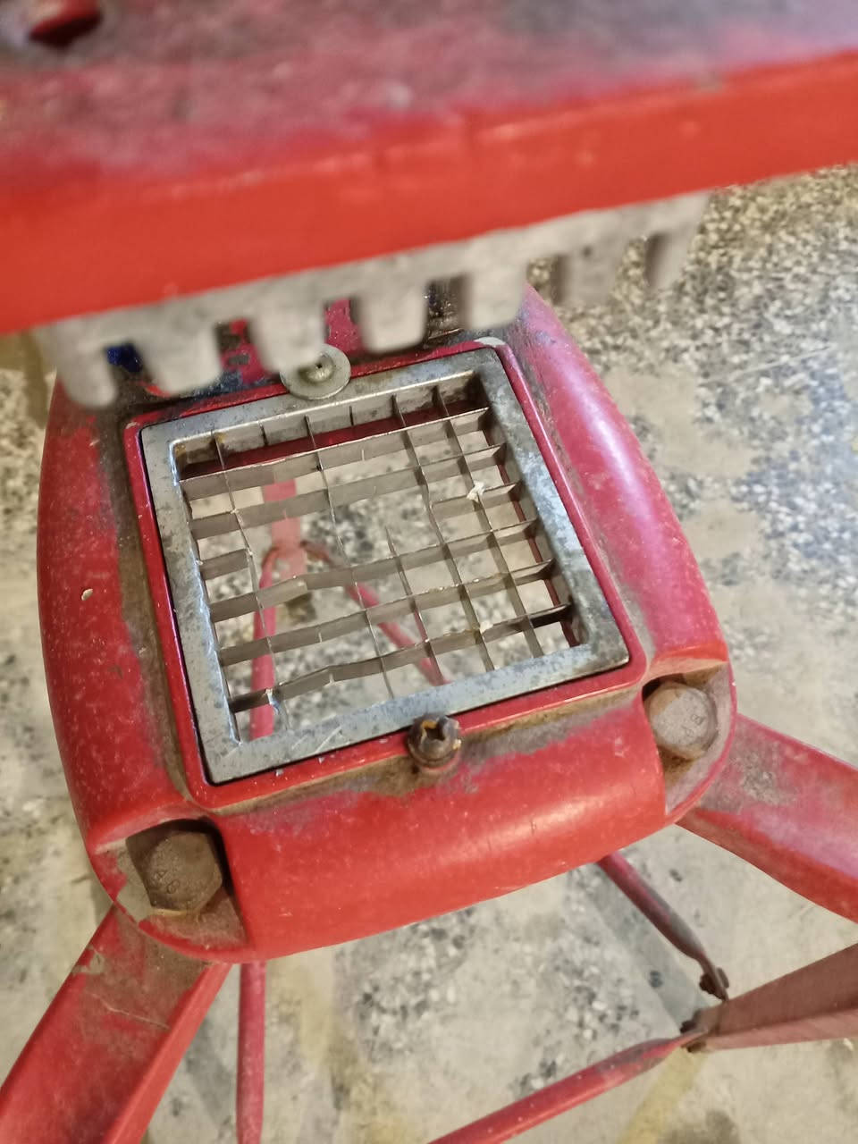 قطاعه فنكر بيها خانتين مكسوره السعر ٢٥ كما موضح بالصوره


**إذا كنت صاحب هذا الإعلان وتريد حذفه لأي سبب، رجاءا أرسل رسالة إلى الدعم الفني**